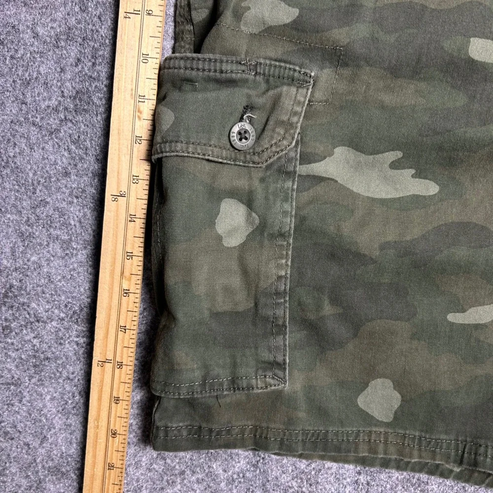 Lee Camo Cargo Shorts Green Camouflage Baggy Skater 90s Vintage Size 36